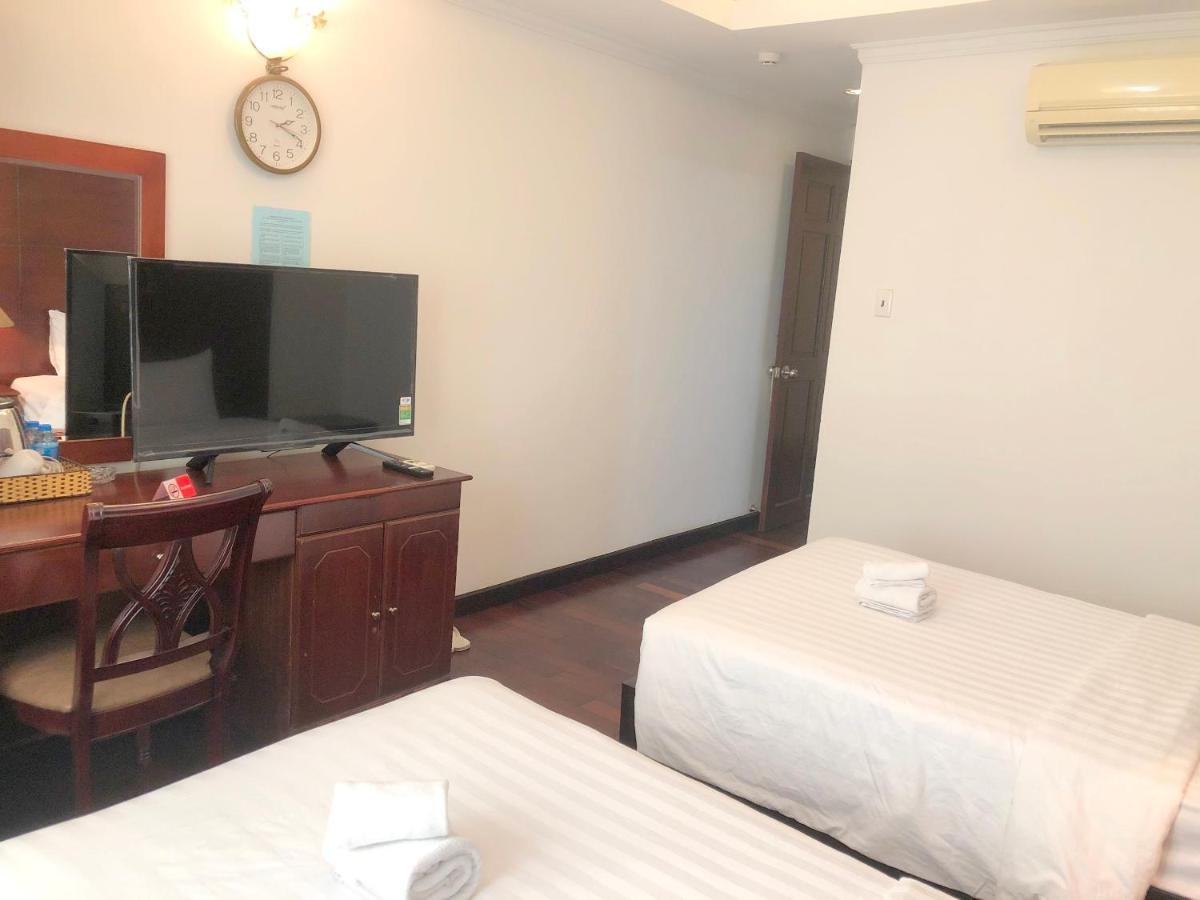 Khách sạn Moonlight Hotel Saigon South