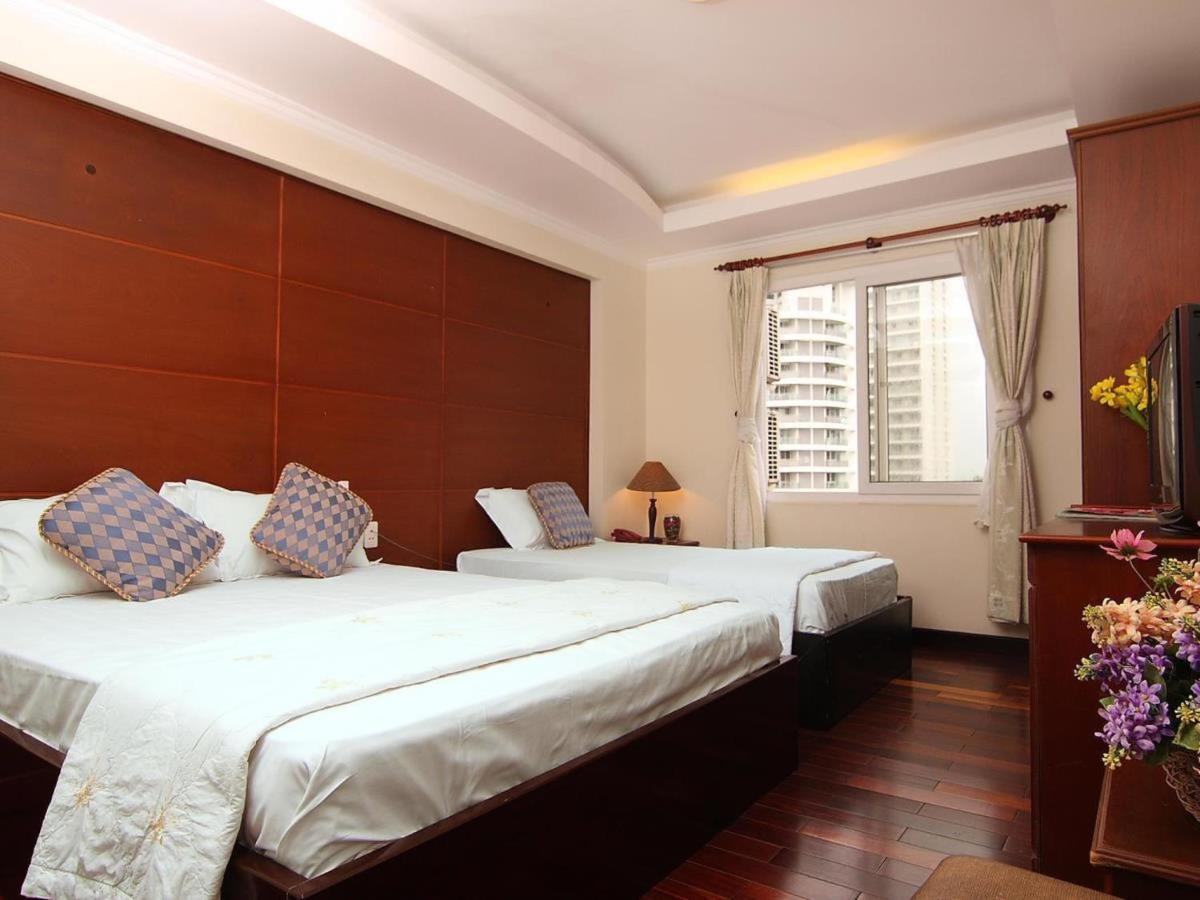 Moonlight Hotel Saigon South Khách sạn