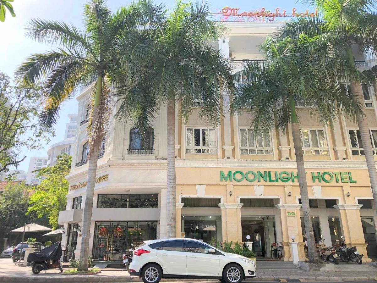 Moonlight Hotel Saigon South Khách sạn TP. Hồ Chí Minh
